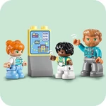 Kép 8/8 - LEGO® Duplo®: Buszozás (10988)