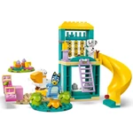 Kép 2/5 - LEGO® Bluey™ és Kloé vidám kalandjai a játszótéren (11201)