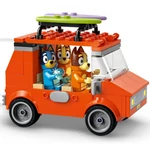 Kép 6/8 - LEGO® Bluey™: Bluey és családja a tengerpartra utazik (11202L)