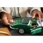 Kép 14/18 - LEGO® Icons: Jaguar E-Type (11381)
