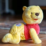 Kép 4/4 - Disney Micimackó interaktív mászó plüss figura - Clementoni