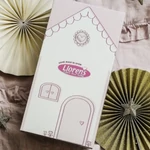 Kép 2/4 - Llorens: Cuquito 30 cm-es síró baba oroszlános ruhában