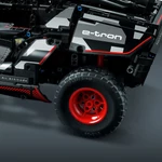 Kép 9/9 - LEGO® Technic: Audi RS Q e-tron (42160)