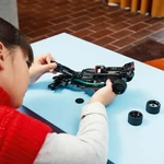 Kép 6/7 - LEGO® Technic: Mercedes-AMG F1 W14 E Performance Pull-Back (42165)