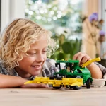 Kép 6/7 - LEGO® Technic: John Deere 9700 Forage Harvest (42168)