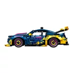 Kép 4/7 - LEGO® Technic: Tuning műhely: Ford Mustang GT autó (42236)