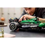 Kép 12/16 - LEGO® Technic: Aston Martin Aramco AMR25 F1® autó (42240)
