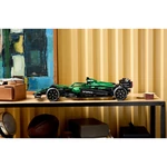 Kép 15/16 - LEGO® Technic: Aston Martin Aramco AMR25 F1® autó (42240)