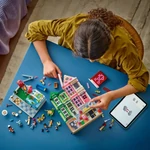 Kép 4/5 - LEGO® Friends: Heartlake City lakások és üzletek (42670)