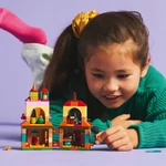 Kép 4/5 - LEGO® Disney: Encanto miniház (43261)