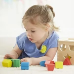 Kép 2/2 - Formarendezeő kocka fa készségfejlesztő – Melissa & Doug