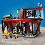 Kép 4/7 - LEGO® City: Tűzoltóállomás és tűzoltóautó (60414)