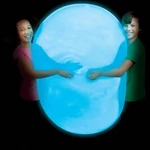 Kép 2/3 - Super Glo Wubble világító buboréklabda kék színben 75 cm