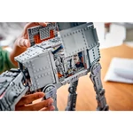 Kép 11/16 - LEGO® Star Wars™: Az Újjászületett Birodalom AT-AT™ lépegetője INT-4-gyel