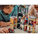 Kép 6/7 - LEGO® Marvel: Pókember vs. Oscorp (76324)