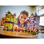 Kép 6/8 - LEGO® Harry Potter: Kviddics™ a javából sportszaküzlet és a Fagylaltszalon (76452)
