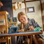 Kép 4/5 - LEGO® Harry Potter: Roxfort™ kastély: Gyengélkedő (76463)