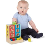 Kép 5/5 - Színes fa formarendező készségfejlesztő – Melissa&Doug