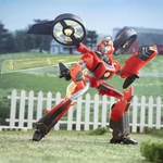 Kép 3/3 - Transformers: EarthSpark Deluxe Terran Twitch átalakítható akciófigura – Hasbro