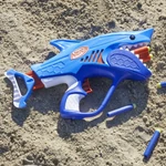 Kép 4/7 - Nerf: Sharkfire szivacslövő 8 db tölténnyel – Hasbro