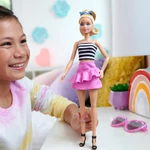 Kép 5/5 - Barbie: Fashionista stílusos baba rózsaszín szoknyában, napszemüveggel – Mattel