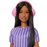 Kép 3/5 - Barbie: Fashionista Barátnők stílusos divatbaba fejhallgatóval lila ruhában – Mattel