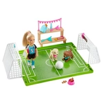 Kép 2/4 - Barbie Dreamhouse Adventures: Chelsea foci játékszett – Mattel