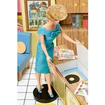 Kép 5/6 - Barbie 75.évfordulós retro álomház babával és kiegészítőkkel – Mattel