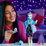 Kép 6/6 - Monster High: Creepover Party Frankie baba kiegészítőkkel – Mattel