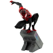 Marvel Miles Morales 11cm-es játékfigura talapzattal - Bullyland