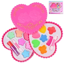 Szív formájú többszintes smink készlet