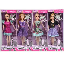 Fashion Girl: Paris divat baba több változatban 30 cm-es