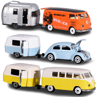 Majorette: Klasszikus Volkswagen utánfutóval 3 féle változatban – Simba Toys