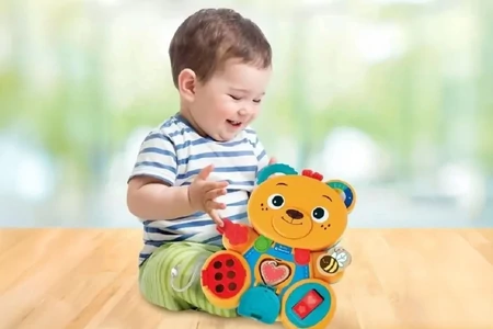 AJÁNDÉKOZD MEG A TE KIS GEORGE CLOONEY-DAT / BEYONCÉDAT!