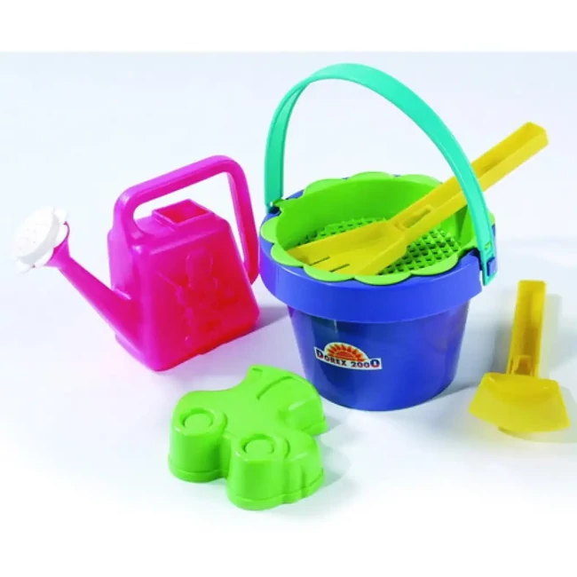 Mini homokozó locsolóval